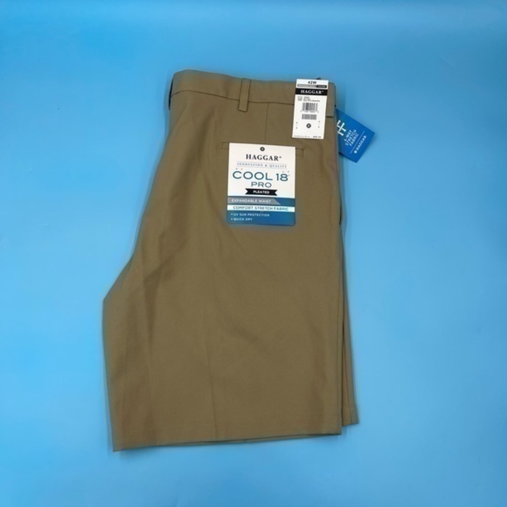 NWT - HAGGAR  4-Way Stretch Fabric Chino Khaki Shorts